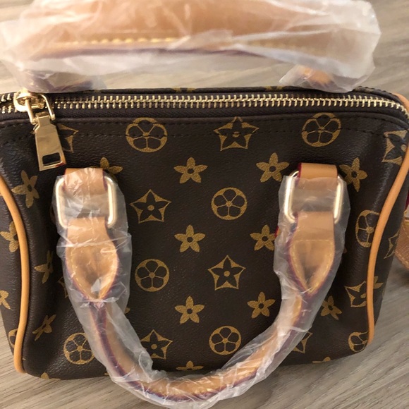 SMALL CROSSBODY HANDBAG - Picture 4 of 6